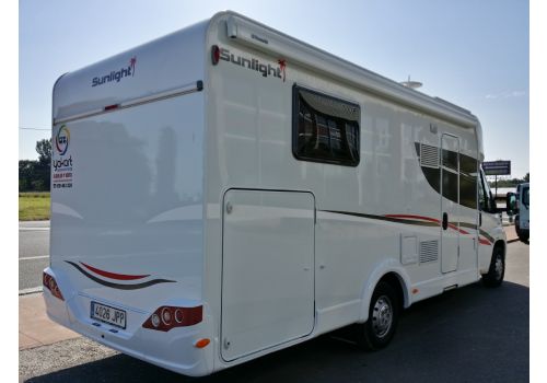 Autocaravana Perfilada SUNLIGHT T-68 con cambio automático de Ocasión