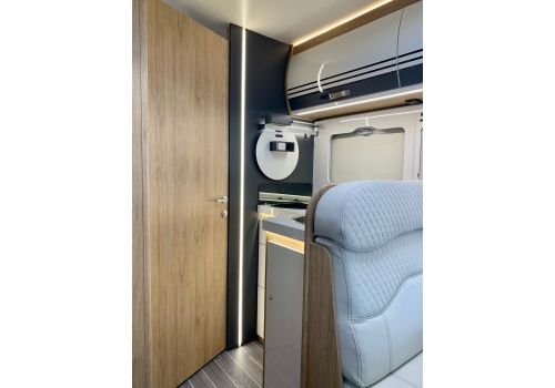 Autocaravana Integral ROLLER TEAM Zefiro 284 INT de Ocasión