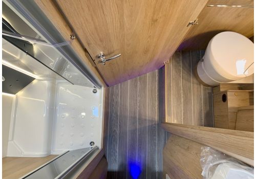 Autocaravana Integral ROLLER TEAM Zefiro 284 INT de Ocasión