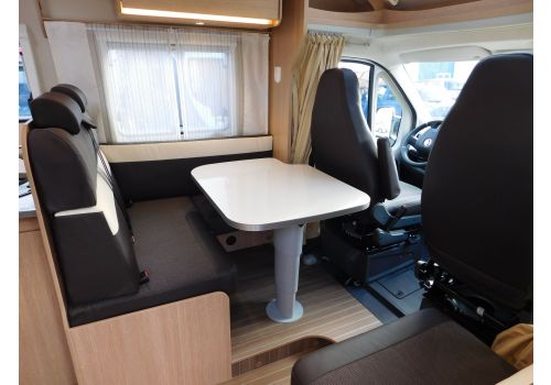 Autocaravana Perfilada SUNLIGHT T-68 4 de Ocasión