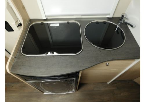Autocaravana Perfilada SUNLIGHT T-58 modelo 2018 de Ocasión