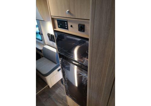 Autocaravana Integral SUNLIGHT I 69 L de Ocasión