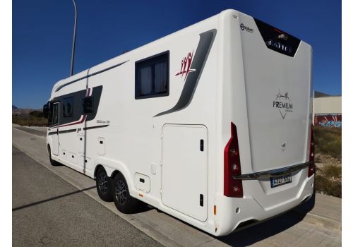 Autocaravana Integral RAPIDO Distinction i 1090 de Ocasión