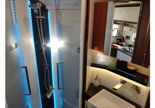 Autocaravana Integral RAPIDO Distinction i 1090 de Ocasión