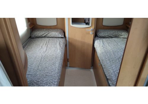 Autocaravana Integral PILOTE 733 FJ de Ocasión