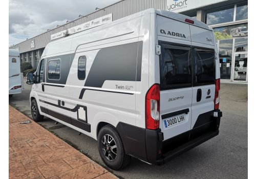Furgoneta Cámper ADRIA Twin 600 SPB Plus de Ocasión