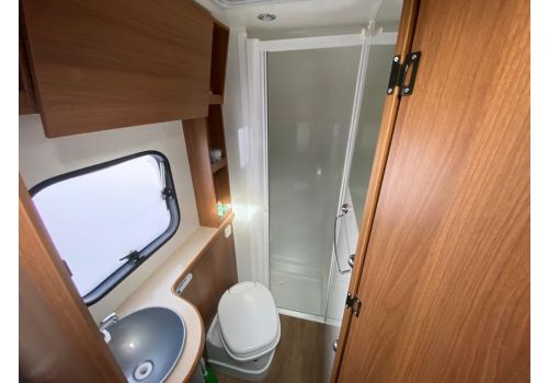 Autocaravana Perfilada RIMOR Bluecamp de Ocasión