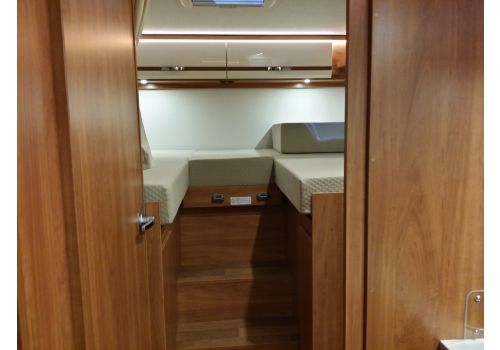 Autocaravana Perfilada DETHLEFFS T 7057 EB modelo 2017 de Ocasión