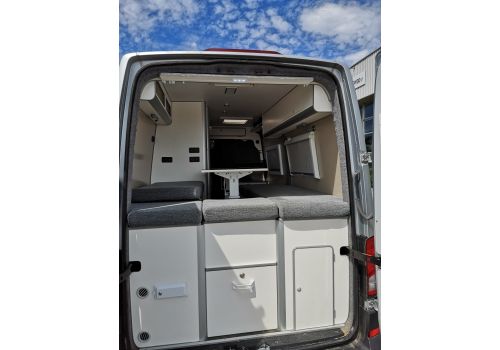 Furgoneta Cámper VOLKSWAGEN Crafter camperizada de Ocasión