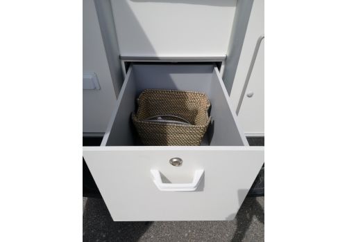 Furgoneta Cámper VOLKSWAGEN Crafter camperizada de Ocasión