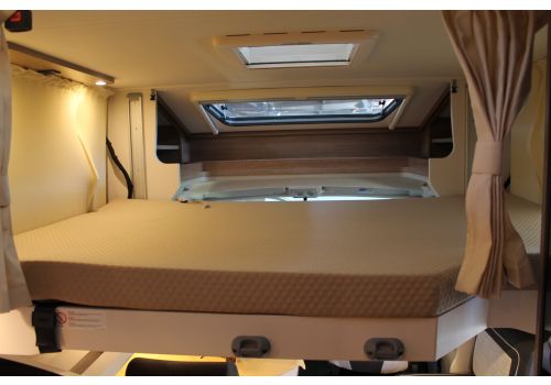Autocaravana Perfilada DETHLEFFS Trend T 7057 DBM modelo 2017 de Ocasión