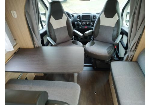 Autocaravana Perfilada SUNLIGHT T 64 de Ocasión