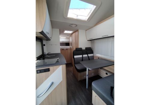 Autocaravana Capuchina SUNLIGHT A-70 de Ocasión