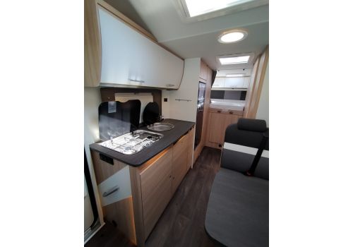 Autocaravana Capuchina SUNLIGHT A-70 de Ocasión