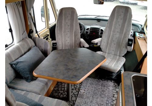 Autocaravana Integral HYMER B 524 de Ocasión