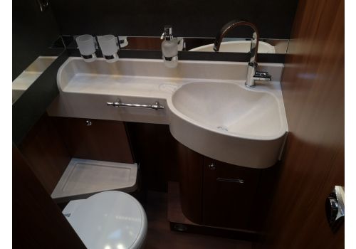 Autocaravana Integral CARTHAGO C Line I 4.9 LE Superior de Ocasión