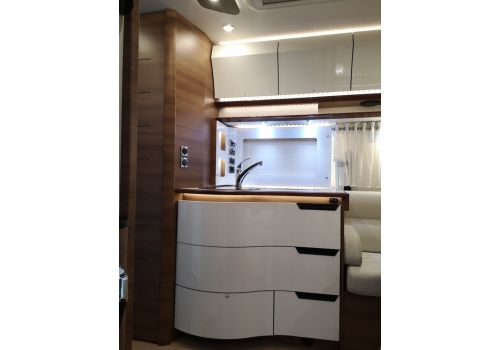 Autocaravana Integral RAPIDO i 86 Distinction de Ocasión