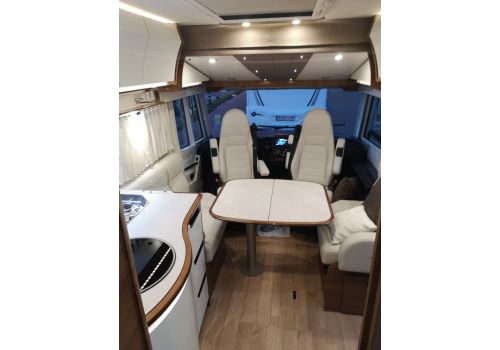Autocaravana Integral RAPIDO i 86 Distinction de Ocasión
