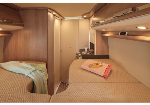 Furgoneta Cámper MALIBU Van Two Rooms 640 LE RB Nueva en Venta