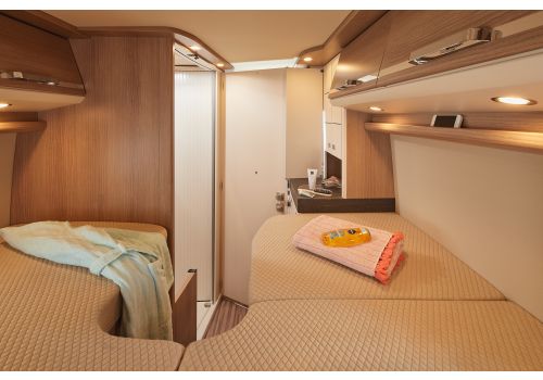 Furgoneta Cámper MALIBU Van Two Rooms 640 LE RB Nueva en Venta