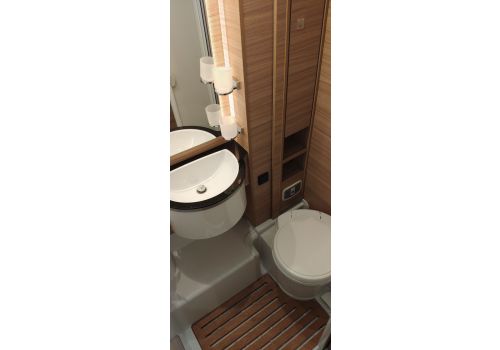 Autocaravana Perfilada DETHLEFFS Globebus T1 de Ocasión