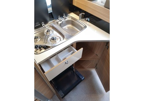 Autocaravana Perfilada DETHLEFFS Globebus T7 de Ocasión