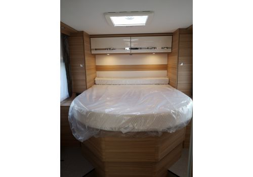 Autocaravana Perfilada DETHLEFFS Globebus T7 de Ocasión
