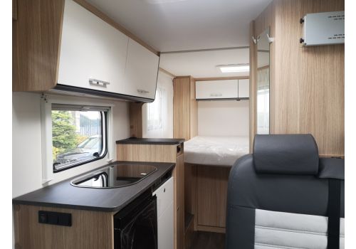 Autocaravana Perfilada SUNLIGHT Van V69 Adventure de Ocasión