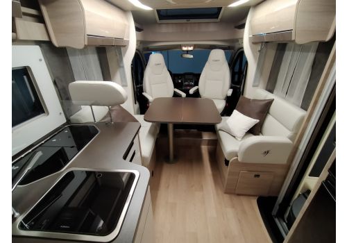 Autocaravana Perfilada RAPIDO 696F Ultimate Line de Ocasión