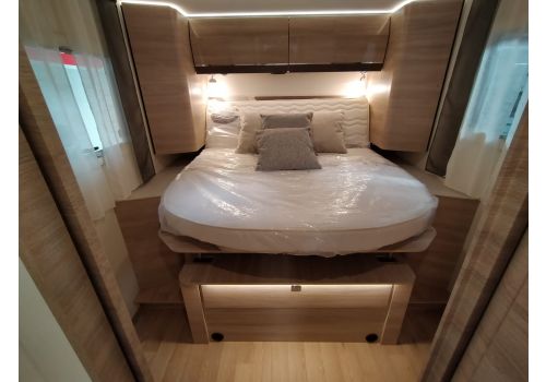 Autocaravana Perfilada RAPIDO 696F Ultimate Line de Ocasión