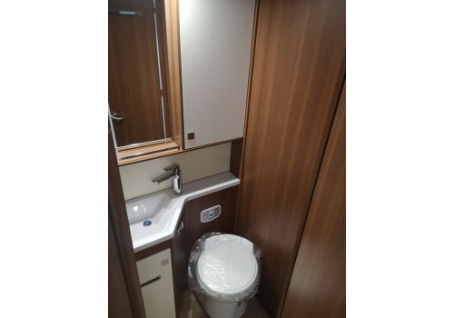 Autocaravana Integral LMC Comfort I 755 de Ocasión