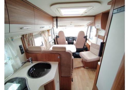 Autocaravana Integral DETHLEFFS Advantage I 7051 de Ocasión