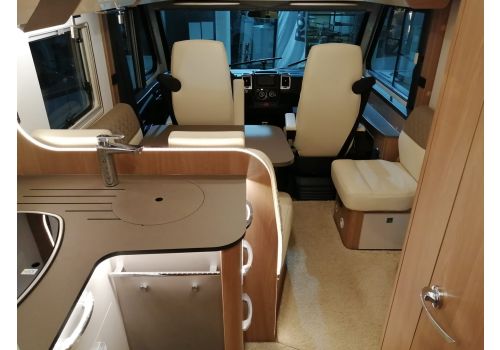 Autocaravana Integral BURSTNER Ixeo I 690G de Ocasión