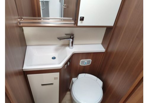 Autocaravana Integral LMC Comfort I 755 de Ocasión