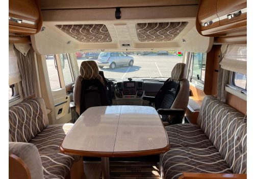 Autocaravana Integral RAPIDO 9076 DF de Ocasión