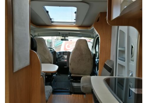 Autocaravana Perfilada DETHLEFFS Globebus T-1 de Ocasión