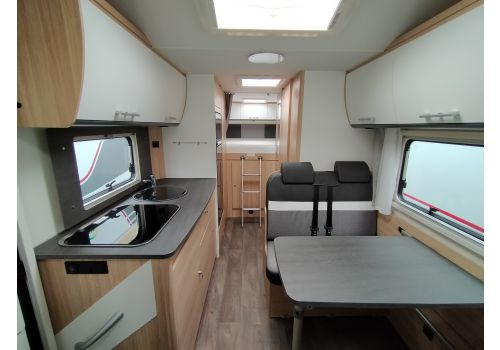 Autocaravana Capuchina SUNLIGHT A-70 de Ocasión