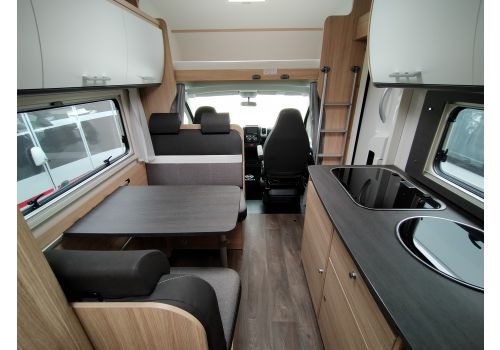 Autocaravana Capuchina SUNLIGHT A-70 de Ocasión