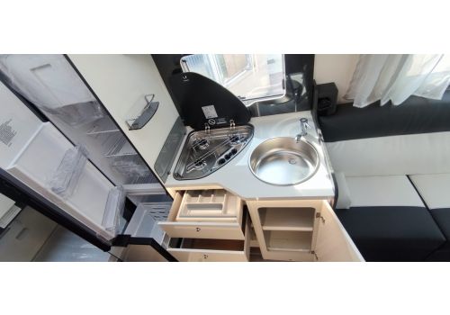 Autocaravana Perfilada ROLLER TEAM Kronos 230 TL de Ocasión
