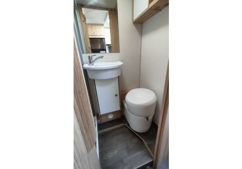 Autocaravana Capuchina SUNLIGHT A 68 de Ocasión