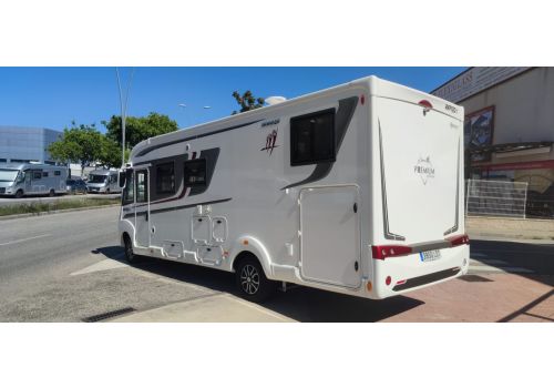 Autocaravana Integral RAPIDO 8066 DF de Ocasión