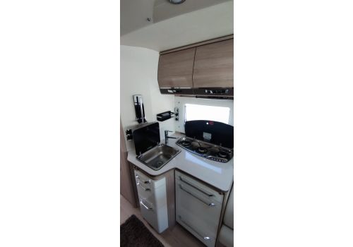 Autocaravana Integral RAPIDO 8066 DF de Ocasión