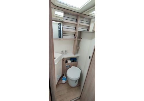 Autocaravana Integral RAPIDO 8066 DF de Ocasión