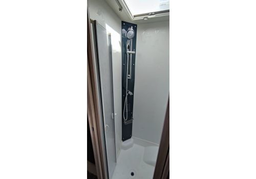 Autocaravana Integral RAPIDO 8066 DF de Ocasión