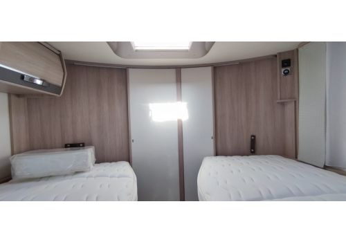 Autocaravana Integral RAPIDO 8066 DF de Ocasión