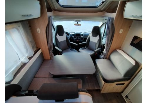 Autocaravana Perfilada SUNLIGHT T69L en Alquiler
