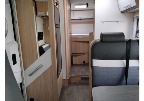 Autocaravana Perfilada SUNLIGHT T 65 de Ocasión