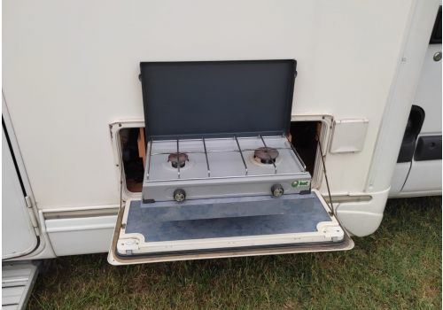 Autocaravana Perfilada MONCAYO 535 MEDITERRÁNEO de Ocasión