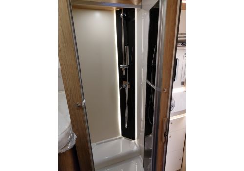 Autocaravana Integral ROLLER TEAM Zefiro 284 INT de Ocasión