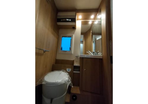 Autocaravana Integral ROLLER TEAM Zefiro 284 INT de Ocasión